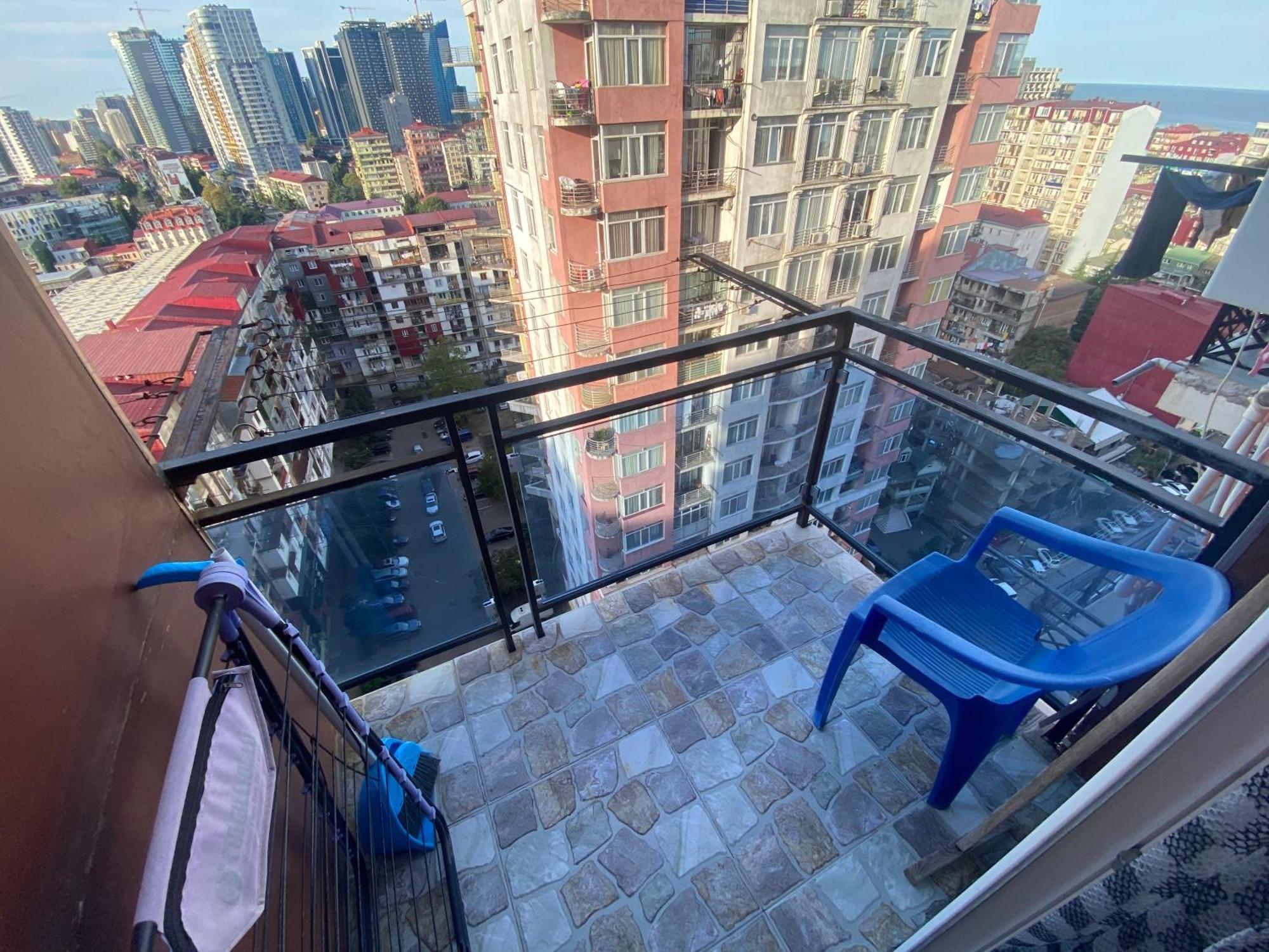 Apartment - Nino Батумі Екстер'єр фото